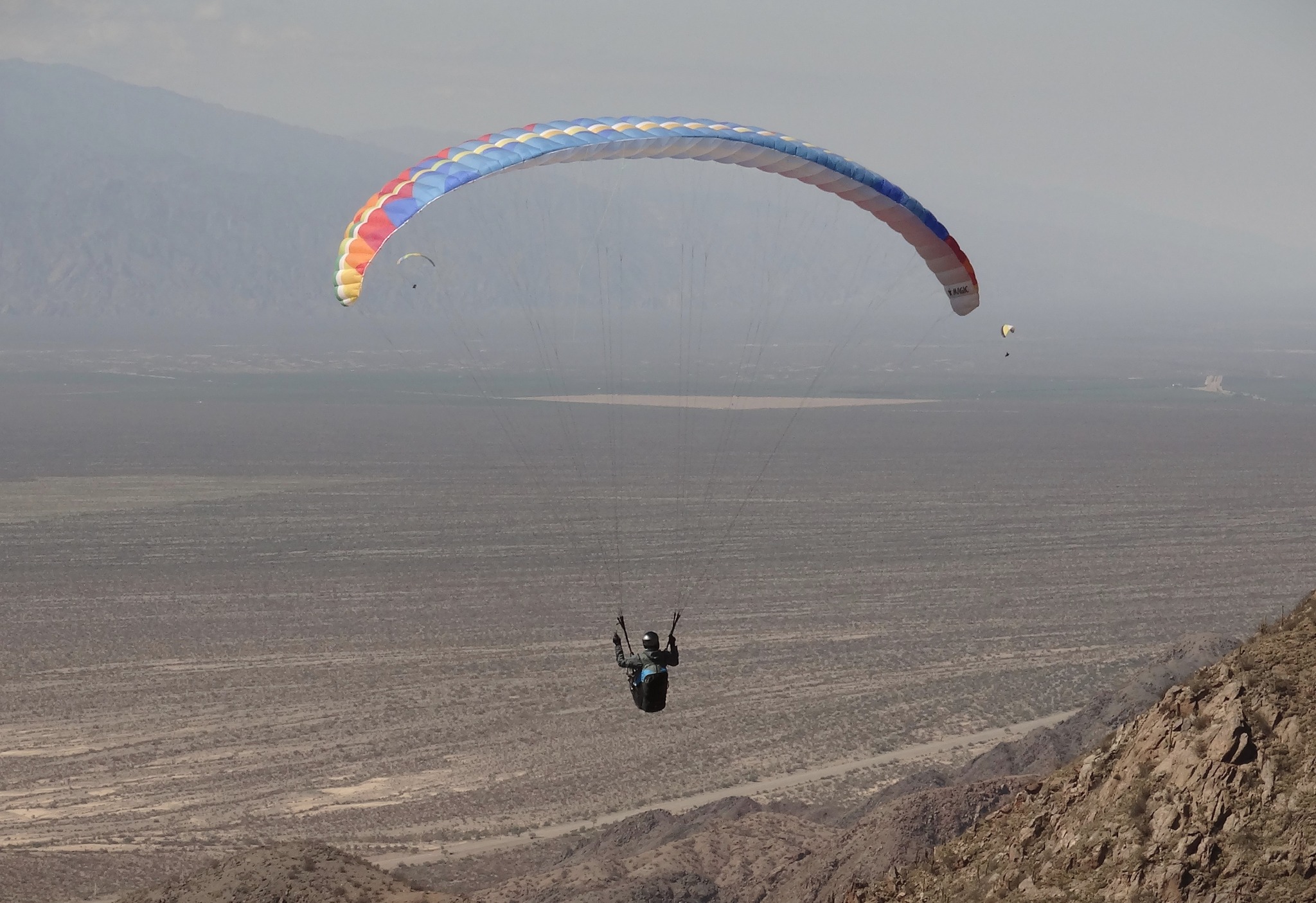 Salida de parapente a la montaña